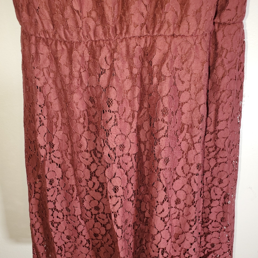 Burgundy Lace Dress - Picture 7 of 8